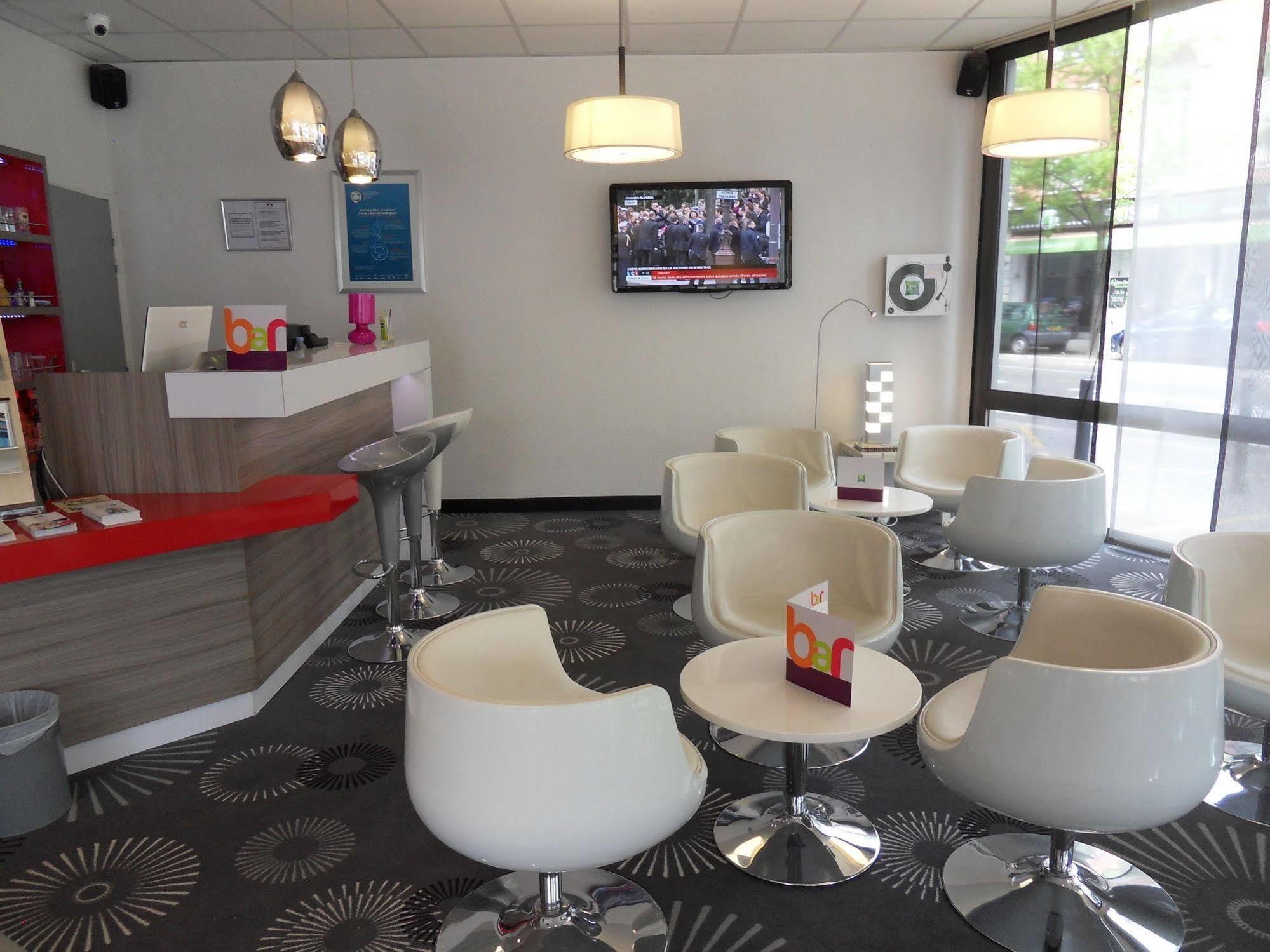 Hotel Ibis Styles Grenoble Centre Gare Exterior foto